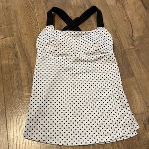 Lululemon Scoop Neck, Cross Back Tank Top